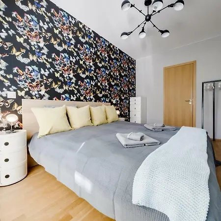 Stylish One Bedroom Flat - Vltava *
