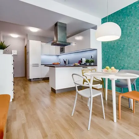 Apartment Stylish One Bedroom Flat - Vltava *