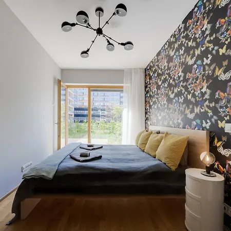 Apartment Stylish One Bedroom Flat - Vltava